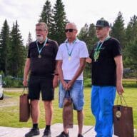 Voittajat palkintopallilla